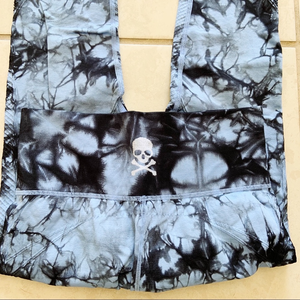 NWOT soulcycle Downtown Tie Dye Seamless Legging - Picture 6 of 8